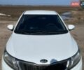 Білий Кіа Ріо, об'ємом двигуна 1.59 л та пробігом 220 тис. км за 6000 $, фото 1 на Automoto.ua