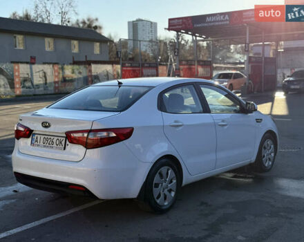 Белый Киа Рио, объемом двигателя 1.4 л и пробегом 157 тыс. км за 6500 $, фото 4 на Automoto.ua