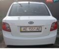 Белый Киа Рио, объемом двигателя 1.4 л и пробегом 191 тыс. км за 4600 $, фото 3 на Automoto.ua