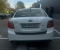 Белый Киа Рио, объемом двигателя 1.4 л и пробегом 158 тыс. км за 5800 $, фото 4 на Automoto.ua