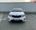 Белый Киа Рио, объемом двигателя 1.6 л и пробегом 253 тыс. км за 7400 $, фото 2 на Automoto.ua