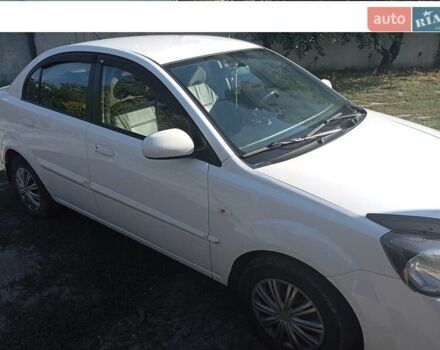 Киа Рио 2011 в Днепре (Днепропетровске) на Automoto.ua Белый Киа Рио, объемом двигателя 1.4 л и пробегом 191 тыс. км за 4800 $, фото 10 на Automoto.ua