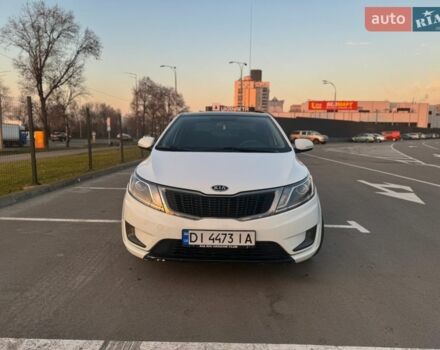 Белый Киа Рио, объемом двигателя 1.59 л и пробегом 257 тыс. км за 7600 $, фото 1 на Automoto.ua
