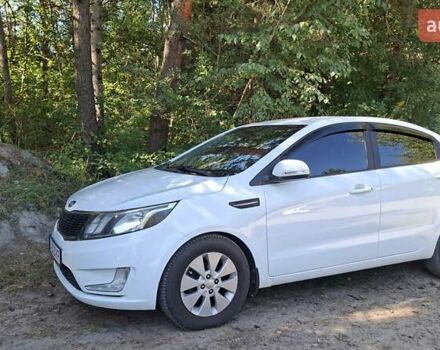 Белый Киа Рио, объемом двигателя 1.59 л и пробегом 210 тыс. км за 6800 $, фото 5 на Automoto.ua