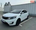 Белый Киа Рио, объемом двигателя 1.59 л и пробегом 257 тыс. км за 6999 $, фото 2 на Automoto.ua