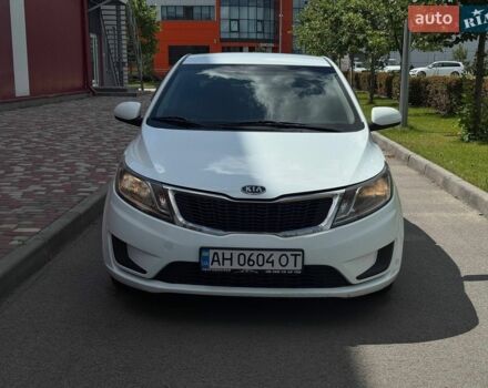 Білий Кіа Ріо, об'ємом двигуна 1.4 л та пробігом 219 тис. км за 5999 $, фото 1 на Automoto.ua