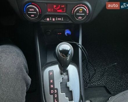 Белый Киа Рио, объемом двигателя 1.59 л и пробегом 257 тыс. км за 6999 $, фото 8 на Automoto.ua