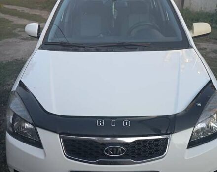 Киа Рио 2011 в Днепре (Днепропетровске) на Automoto.ua Белый Киа Рио, объемом двигателя 1.4 л и пробегом 191 тыс. км за 4800 $, фото 11 на Automoto.ua