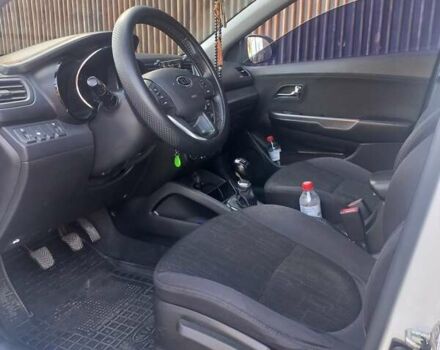 Киа Рио 2011 в Днепре (Днепропетровске) на Automoto.ua Белый Киа Рио, объемом двигателя 1.59 л и пробегом 270 тыс. км за 6900 $, фото 9 на Automoto.ua