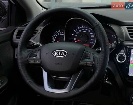 Белый Киа Рио, объемом двигателя 1.59 л и пробегом 150 тыс. км за 7100 $, фото 12 на Automoto.ua