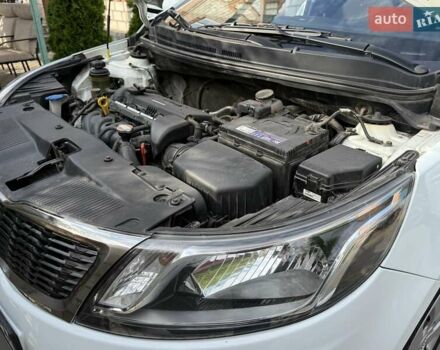 Белый Киа Рио, объемом двигателя 1.6 л и пробегом 82 тыс. км за 9600 $, фото 58 на Automoto.ua