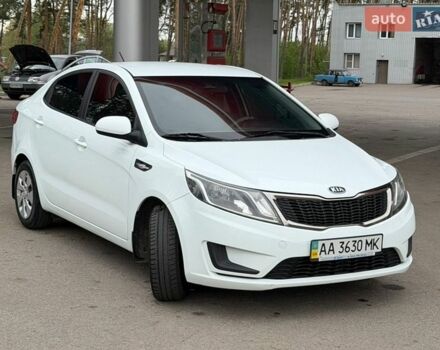 Белый Киа Рио, объемом двигателя 1.4 л и пробегом 167 тыс. км за 7200 $, фото 6 на Automoto.ua