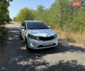 Білий Кіа Ріо, об'ємом двигуна 1.4 л та пробігом 96 тис. км за 8555 $, фото 3 на Automoto.ua