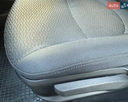 Білий Кіа Ріо, об'ємом двигуна 1.6 л та пробігом 82 тис. км за 9600 $, фото 51 на Automoto.ua