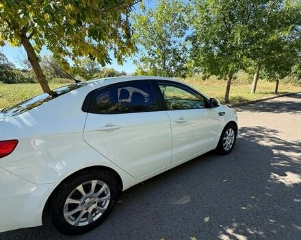 Белый Киа Рио, объемом двигателя 1.4 л и пробегом 131 тыс. км за 8499 $, фото 7 на Automoto.ua