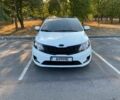 Білий Кіа Ріо, об'ємом двигуна 1.4 л та пробігом 149 тис. км за 9500 $, фото 3 на Automoto.ua