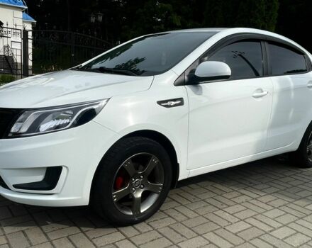 Белый Киа Рио, объемом двигателя 1.4 л и пробегом 290 тыс. км за 6300 $, фото 16 на Automoto.ua