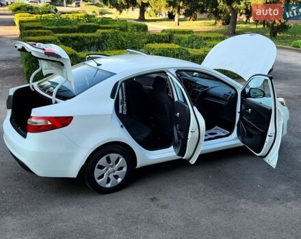 Белый Киа Рио, объемом двигателя 1.4 л и пробегом 142 тыс. км за 9300 $, фото 41 на Automoto.ua