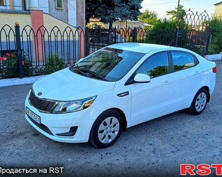 Білий Кіа Ріо, об'ємом двигуна 1.4 л та пробігом 52 тис. км за 8900 $, фото 3 на Automoto.ua