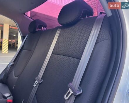 Білий Кіа Ріо, об'ємом двигуна 1.59 л та пробігом 48 тис. км за 10200 $, фото 24 на Automoto.ua