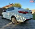 Белый Киа Рио, объемом двигателя 1.4 л и пробегом 173 тыс. км за 7000 $, фото 3 на Automoto.ua