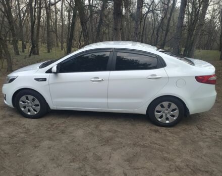 Білий Кіа Ріо, об'ємом двигуна 1.4 л та пробігом 158 тис. км за 6500 $, фото 4 на Automoto.ua
