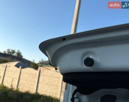 Белый Киа Рио, объемом двигателя 1.4 л и пробегом 173 тыс. км за 7000 $, фото 13 на Automoto.ua