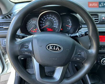 Белый Киа Рио, объемом двигателя 1.4 л и пробегом 143 тыс. км за 6500 $, фото 24 на Automoto.ua