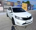 Білий Кіа Ріо, об'ємом двигуна 1.4 л та пробігом 203 тис. км за 6500 $, фото 3 на Automoto.ua