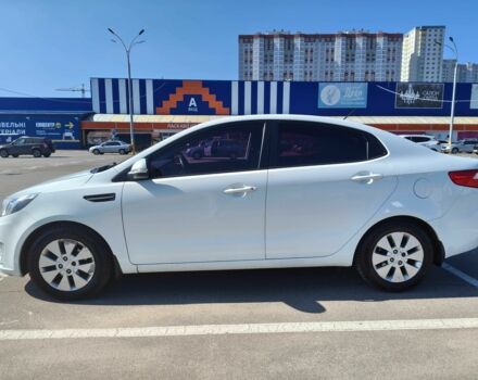 Белый Киа Рио, объемом двигателя 1.6 л и пробегом 124 тыс. км за 7700 $, фото 4 на Automoto.ua