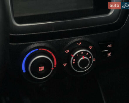 Белый Киа Рио, объемом двигателя 1.4 л и пробегом 150 тыс. км за 6499 $, фото 10 на Automoto.ua