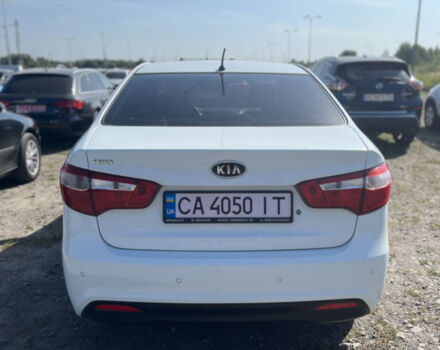 Белый Киа Рио, объемом двигателя 1.4 л и пробегом 41 тыс. км за 8700 $, фото 3 на Automoto.ua