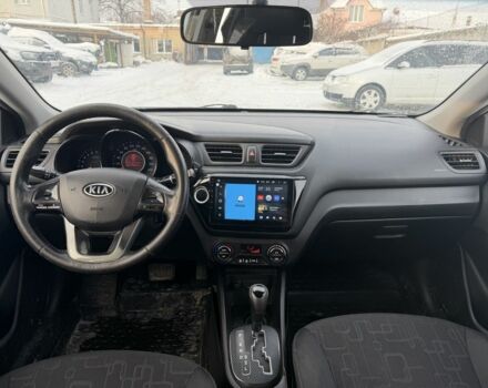 Білий Кіа Ріо, об'ємом двигуна 1.6 л та пробігом 196 тис. км за 7800 $, фото 4 на Automoto.ua