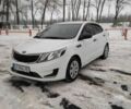 Белый Киа Рио, объемом двигателя 1.4 л и пробегом 98 тыс. км за 8600 $, фото 3 на Automoto.ua