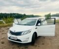 Белый Киа Рио, объемом двигателя 1.6 л и пробегом 200 тыс. км за 7500 $, фото 6 на Automoto.ua