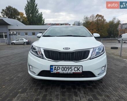 Белый Киа Рио, объемом двигателя 1.4 л и пробегом 288 тыс. км за 6500 $, фото 1 на Automoto.ua