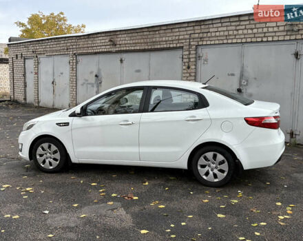 Кіа Ріо 2012 у Никополе на Automoto.ua Білий Кіа Ріо, об'ємом двигуна 1.4 л та пробігом 168 тис. км за 7500 $, фото 8 на Automoto.ua