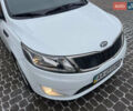 Белый Киа Рио, объемом двигателя 1.6 л и пробегом 42 тыс. км за 9600 $, фото 6 на Automoto.ua