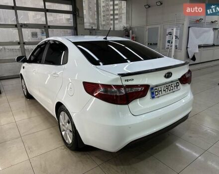 Белый Киа Рио, объемом двигателя 1.59 л и пробегом 112 тыс. км за 8700 $, фото 2 на Automoto.ua