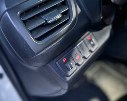 Білий Кіа Ріо, об'ємом двигуна 1.6 л та пробігом 163 тис. км за 5999 $, фото 6 на Automoto.ua