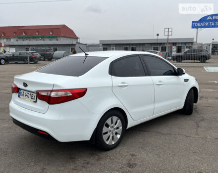 Білий Кіа Ріо, об'ємом двигуна 1.59 л та пробігом 293 тис. км за 7000 $, фото 5 на Automoto.ua