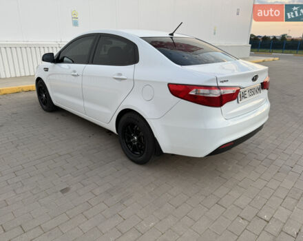 Білий Кіа Ріо, об'ємом двигуна 1.4 л та пробігом 96 тис. км за 8555 $, фото 24 на Automoto.ua