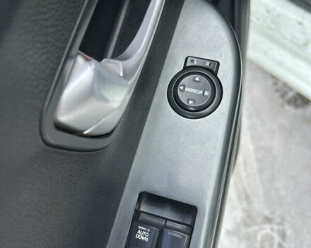 Белый Киа Рио, объемом двигателя 1.4 л и пробегом 315 тыс. км за 5300 $, фото 9 на Automoto.ua