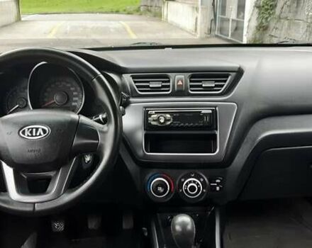 Белый Киа Рио, объемом двигателя 1.4 л и пробегом 175 тыс. км за 6900 $, фото 9 на Automoto.ua