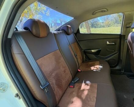 Белый Киа Рио, объемом двигателя 1.4 л и пробегом 131 тыс. км за 8499 $, фото 14 на Automoto.ua