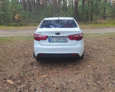 Белый Киа Рио, объемом двигателя 1.4 л и пробегом 253 тыс. км за 7050 $, фото 3 на Automoto.ua