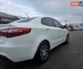 Белый Киа Рио, объемом двигателя 1.4 л и пробегом 288 тыс. км за 7000 $, фото 6 на Automoto.ua