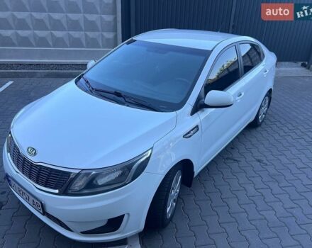 Білий Кіа Ріо, об'ємом двигуна 1.4 л та пробігом 171 тис. км за 6800 $, фото 3 на Automoto.ua