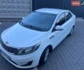 Білий Кіа Ріо, об'ємом двигуна 1.4 л та пробігом 171 тис. км за 6800 $, фото 3 на Automoto.ua