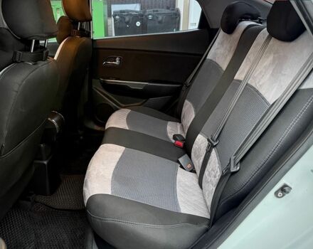 Белый Киа Рио, объемом двигателя 1.6 л и пробегом 160 тыс. км за 8250 $, фото 16 на Automoto.ua